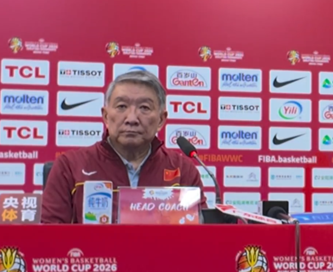 半岛体育app-胜南苏丹发布会！宫鲁鸣不满末节表现，王思雨赞张子宇请求包容